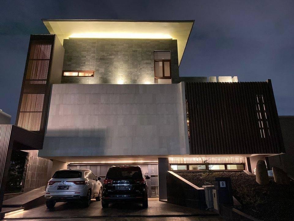 Nego Sampai Deal Marmer Kayu Jati Rumah Termewah Di Aristoteles Gading Serpong