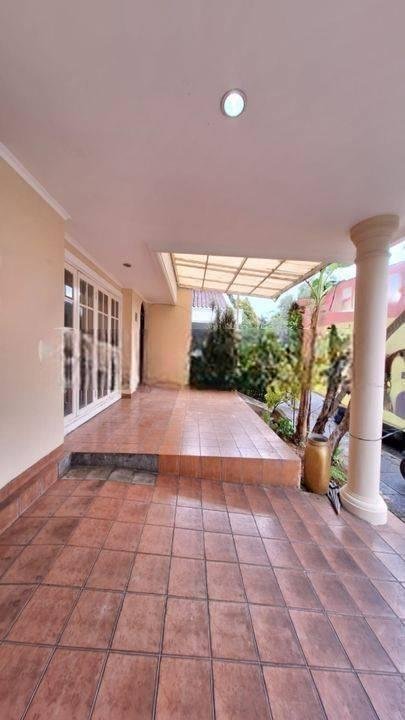 Rumah Siap Huni Semi Furnished Disewakan Area Kampung Utan ciputat Dekat Mrt Lebak Bulus Semi Furnished