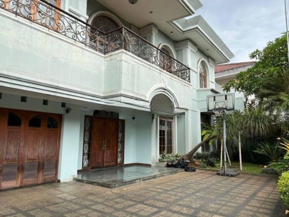 Rumah mewah kokoh bagus Taman Kedoya baru 12 Rumah mewah kokoh bagus Taman Kedoya baru Rumah mewah kokoh bagus Taman Kedoya baru