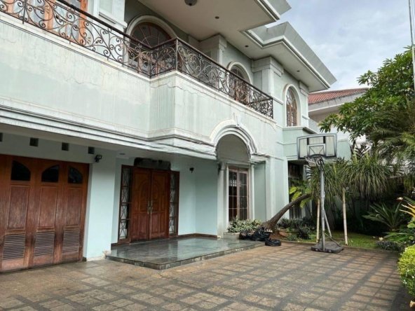 Rumah mewah kokoh bagus Taman Kedoya baru