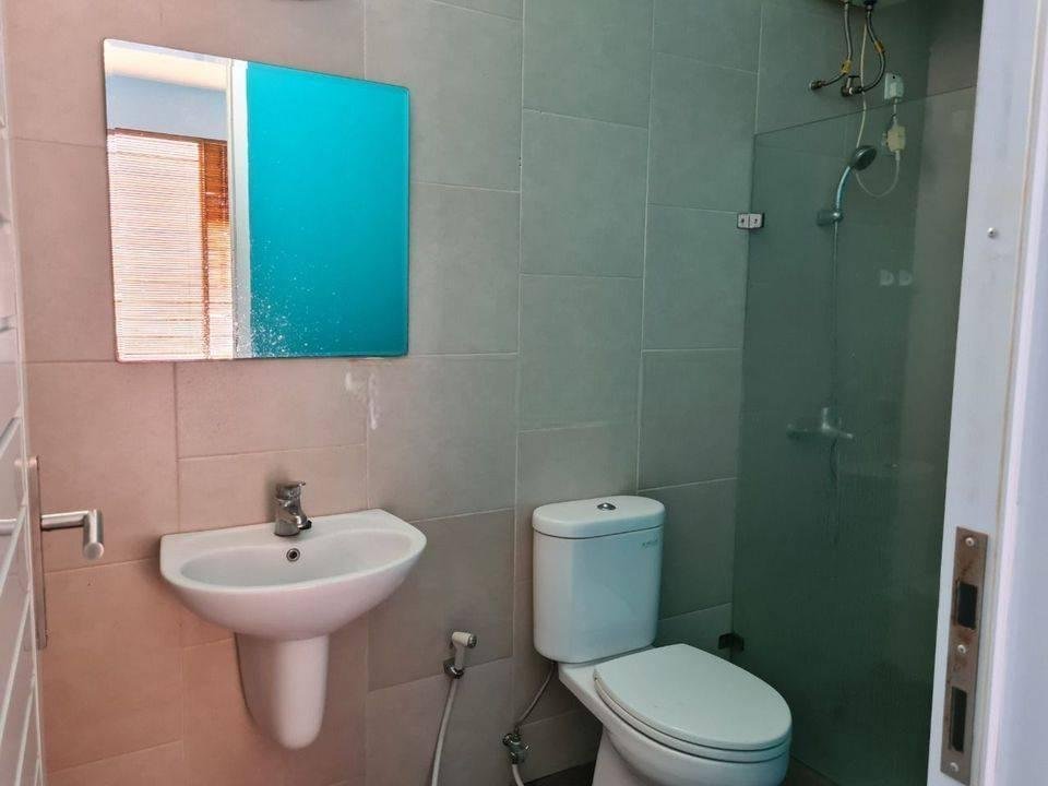 Rumah sewa 2 lt dalam cluster di Tebet Barat