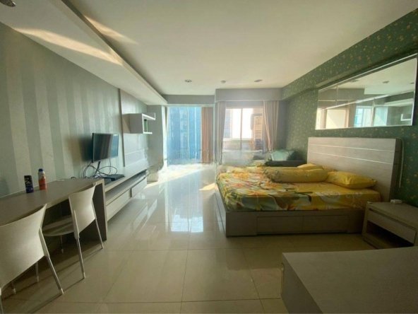 Studio Big Size Tamansari Hive Furnished & View Cantik