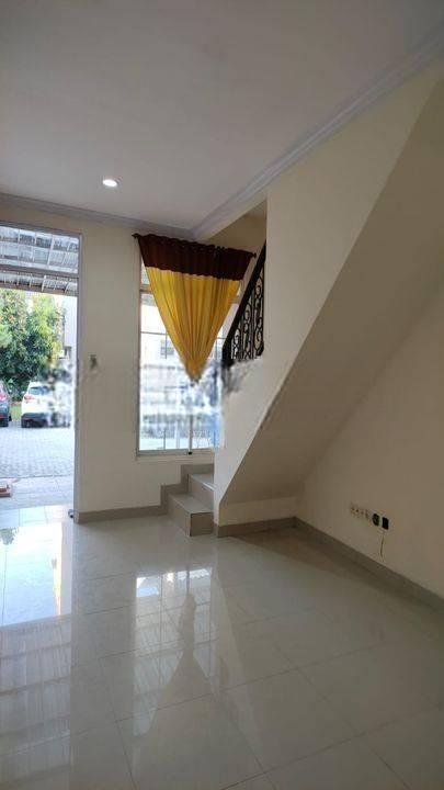 Rumah Di Green Lake City Cluster West Europe Ukuran 4x12 SHM