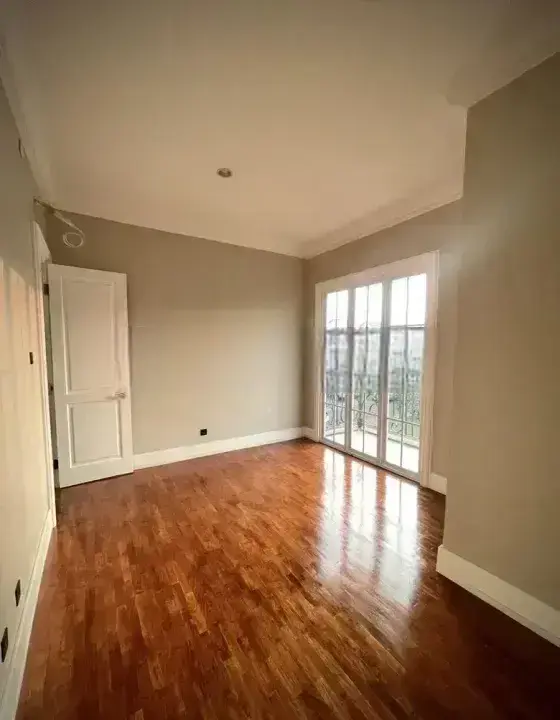 Rumah Model American Classic The Icon Eastern Cosmo