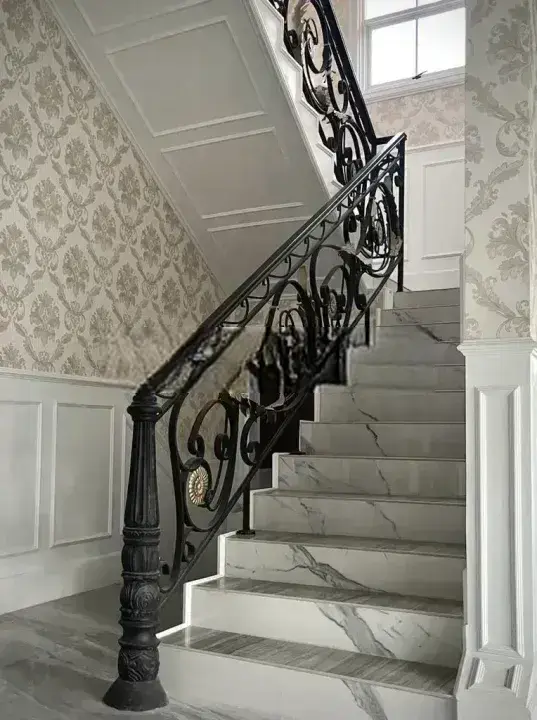 Rumah Model American Classic The Icon Eastern Cosmo