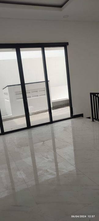 Rumah Bangunan Baru Mewah 3 Lantai Citra Garden 5
