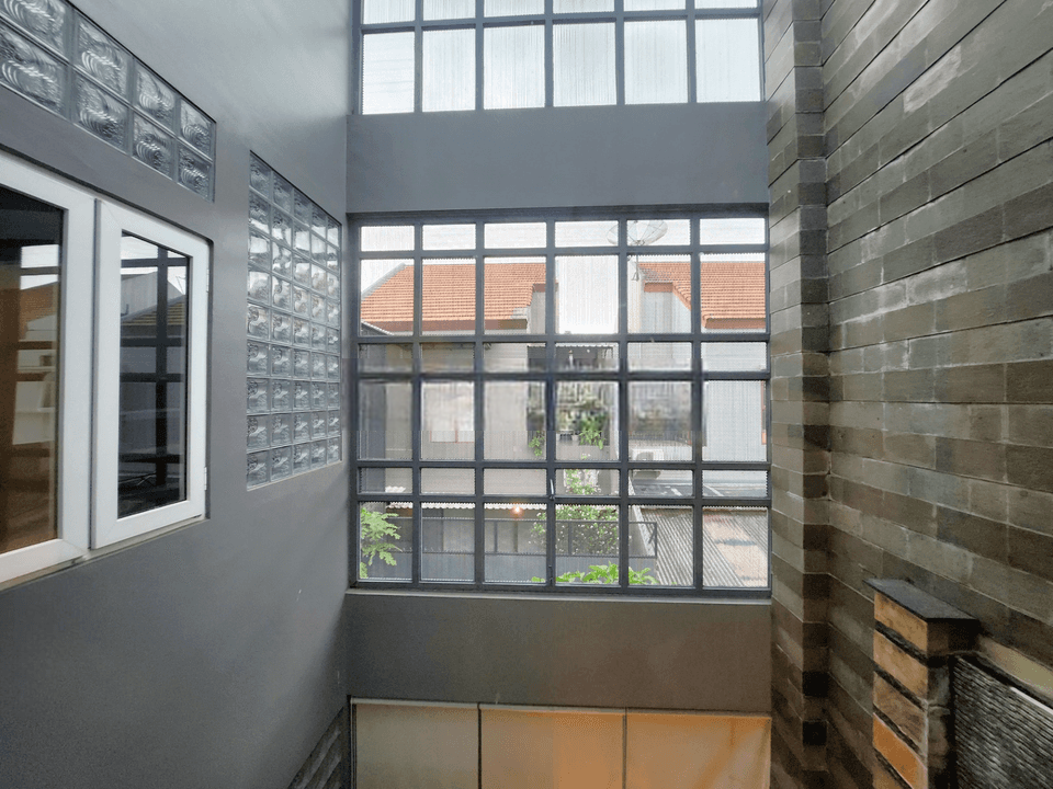 Rumah 2lt 200m Type 4kt Cluster Lantana Jgc Jakarta Garden City