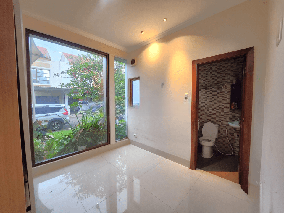Rumah 2lt 200m Type 4kt Cluster Lantana Jgc Jakarta Garden City
