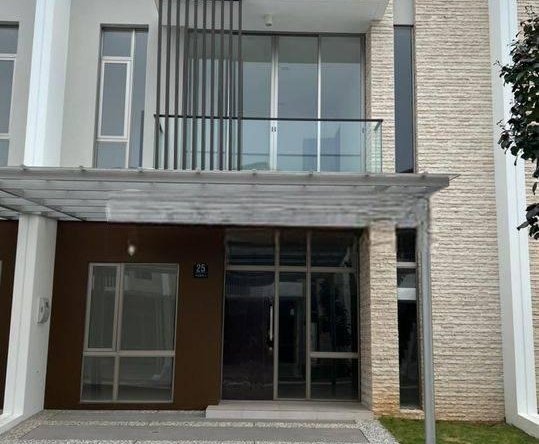 Spesialis Sewa Rumah PIK2 8X15 (3+1 Kamar Tidur)