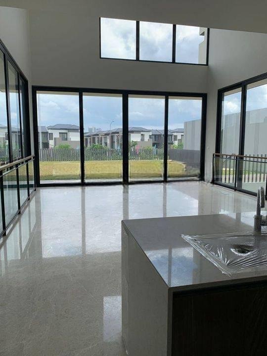 Rumah Mewah Favorite Cluster Lyndon Navapark BSD