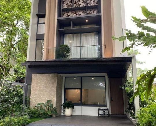 Rumah 2 lantai furnished di BSD lokasi dekat grandlucky & CBD