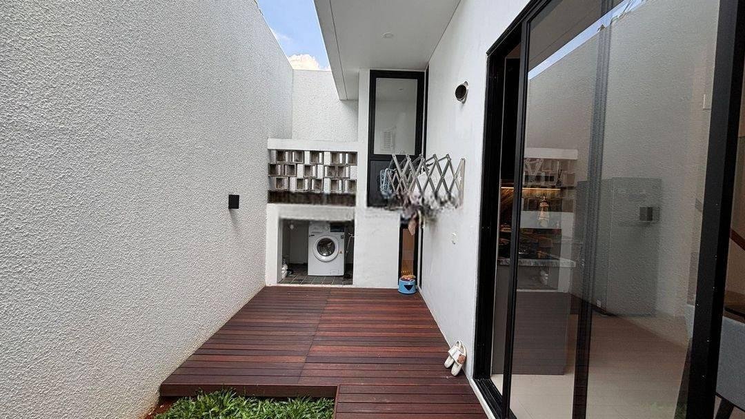 Humming Birds Rawa Buntu