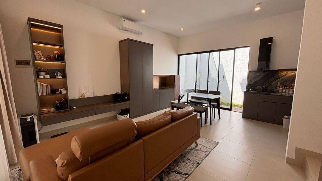 Humming Birds Rawa Buntu