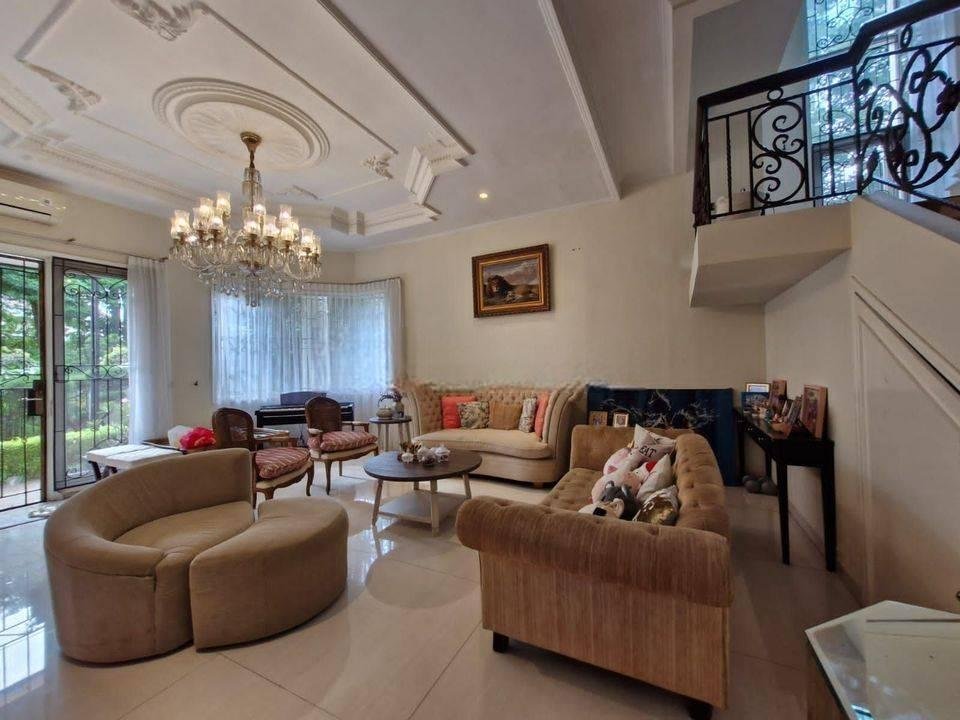 Rumah Cantik akses Tol strategis di Jakarta Barat