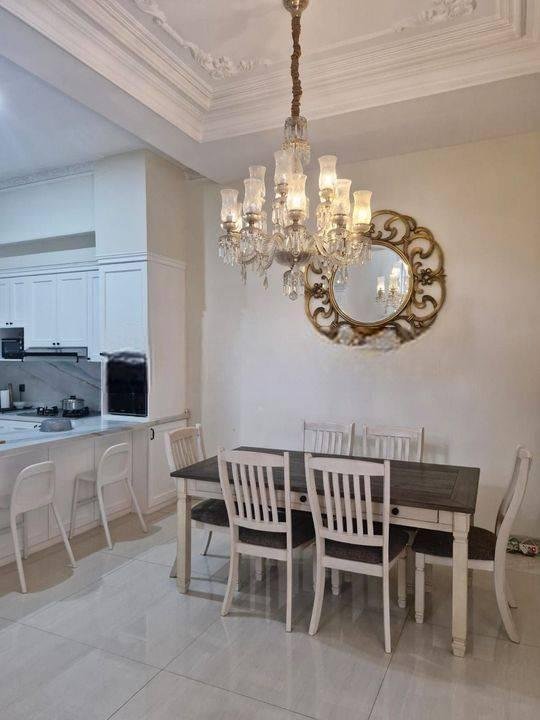 Rumah Cantik akses Tol strategis di Jakarta Barat