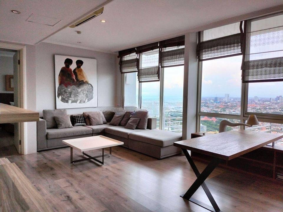 Dijual Termurah Apartemen The Via n The Vue Ciputra World Surabaya Barat.
