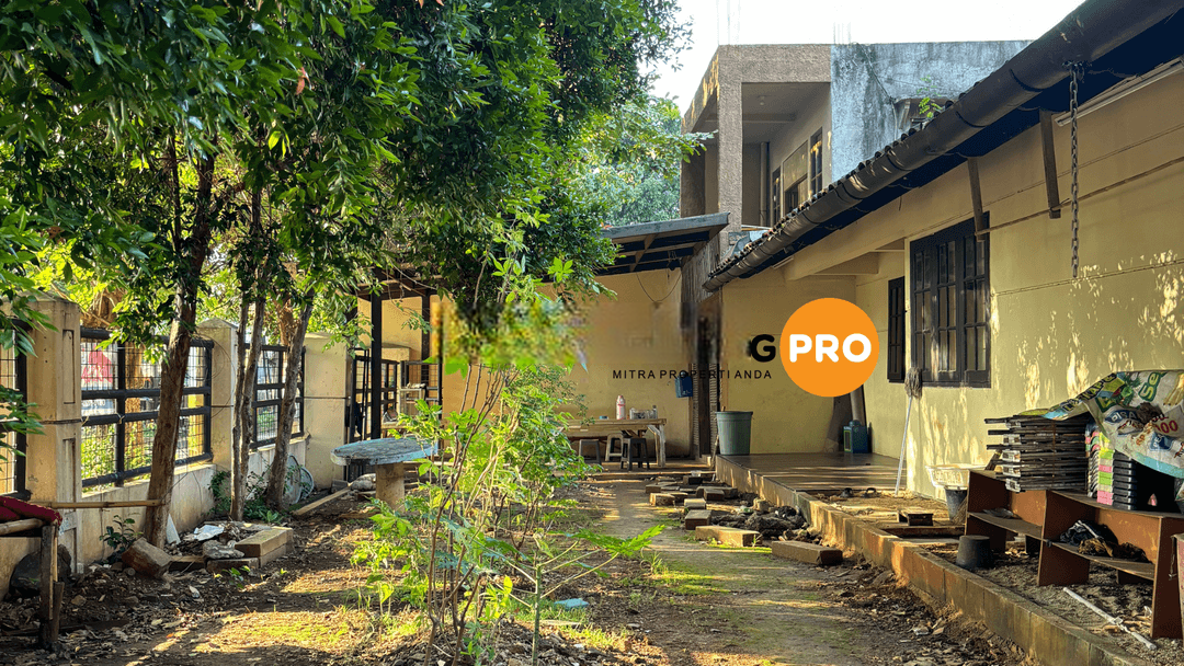 Rumah Tua Murah Hook Hitung Tanah