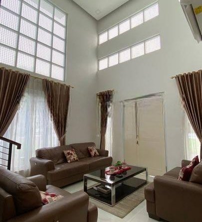 Rumah Huk 3 Lantai icon Bsd Sangat Terawat Area Balkon Untuk Santai Lok Oke