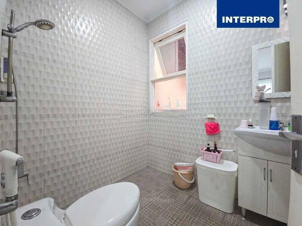 Rumah Permata Buana Hoek 2 Lantai Siap Huni Luas 266m2