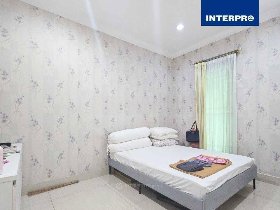 Rumah Permata Buana Hoek 2 Lantai Siap Huni Luas 266m2