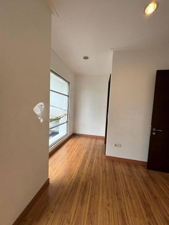 Disewakan Termurah Rumah Golf Island 6x15