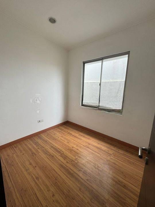 Disewakan Termurah Rumah Golf Island 6x15