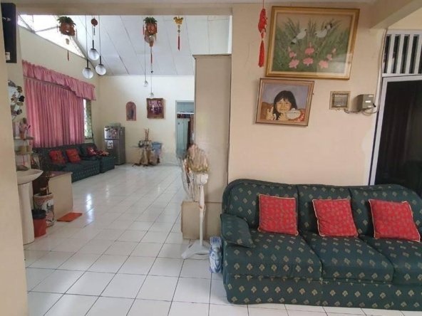 Dijual Cepat Rumah Hook Luas Tanah 240m2 di Citra Garden