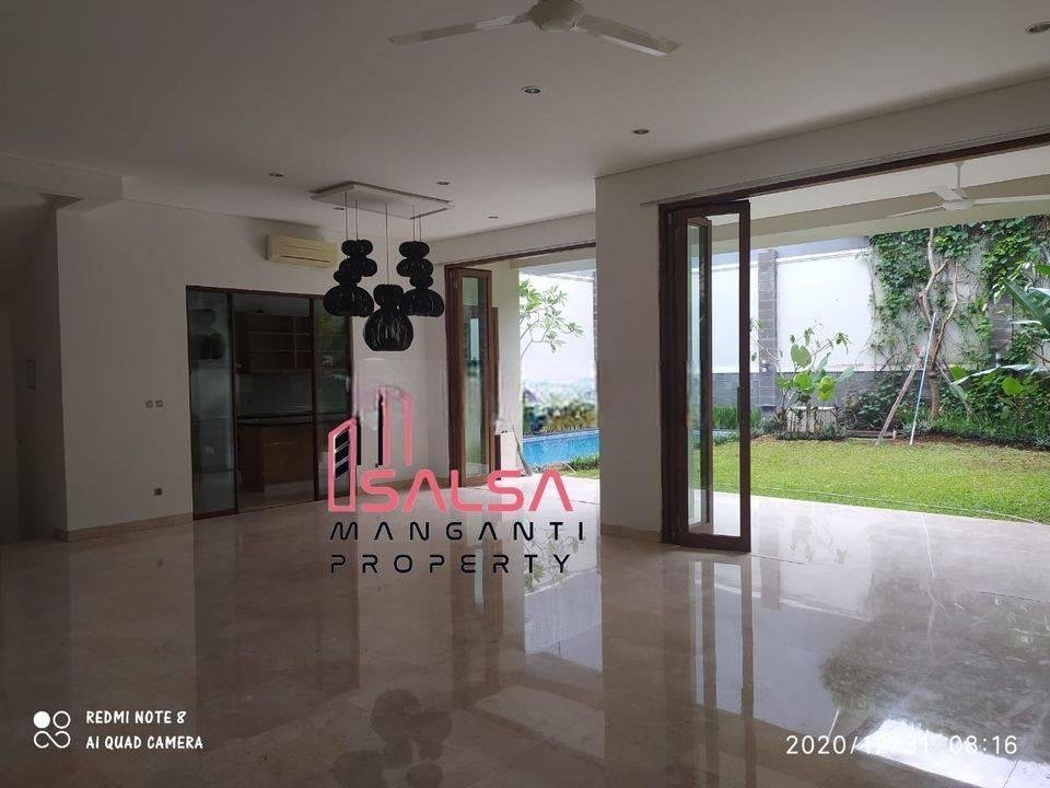 Disewakan Cepat Rumah Cantik Asri Minimalis Modern Tropical Garden Prime Lokasi Dalam Compound Atau Townhouse Bisa Furnish Atau Semi Furnished Atau Unfurnish Harga Murah Siap Huni Di Kemang Jakarta Selatan
