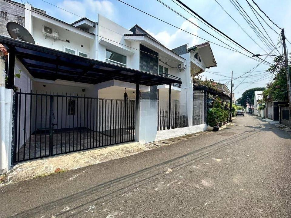 Dijual Rumah di Tebet Timur