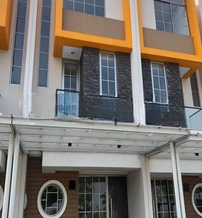 Disewakan Rumah Tiga Lantai Pik 2 Ukuran 4.5X10 Semi Furnished 6 Disewakan Rumah Tiga Lantai Pik 2 Ukuran 4.5X10 Semi Furnished Disewakan Rumah Tiga Lantai Pik 2 Ukuran 4.5X10 Semi Furnished