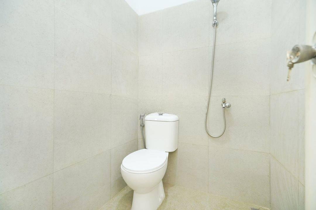 Rumah SHM 2 Lantai 10 menit ke Stasiun Sudimara Siap Nego J18855