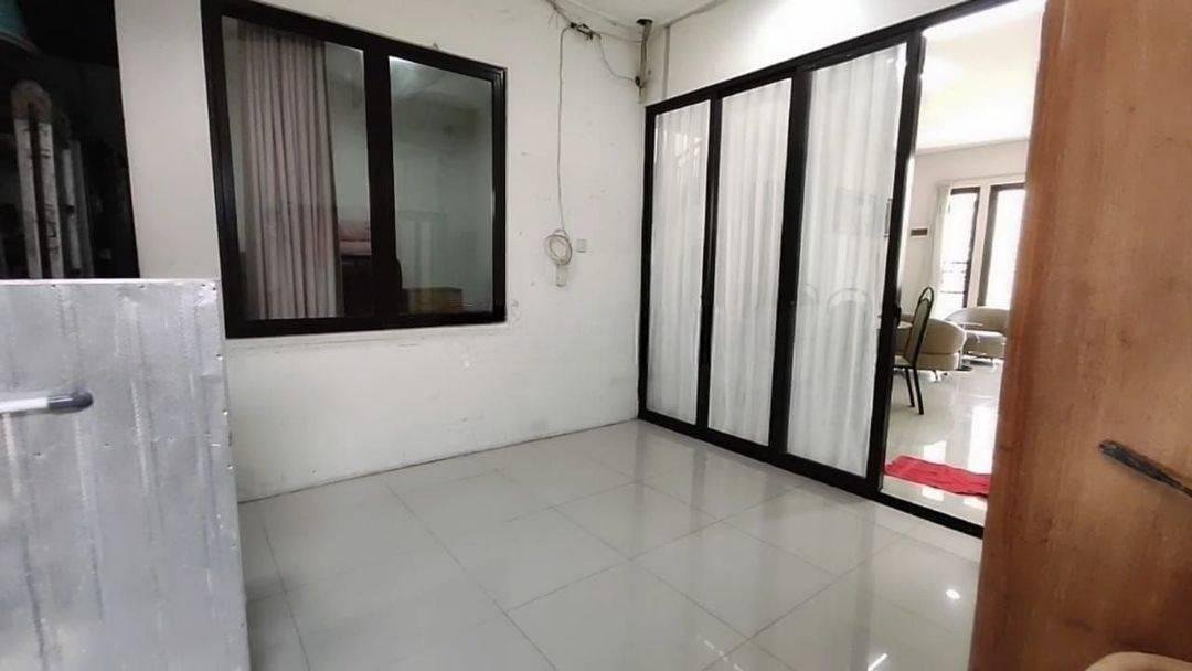 RUMAH HOEK 3 KAMAR 3 AC di EMINENT BSD - No cobroke