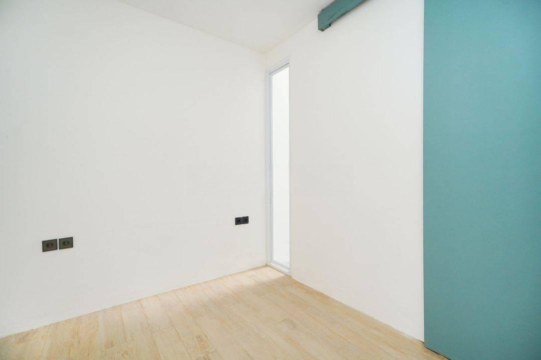 Rumah Modern Semi Furnished di Tangsel Dekat Sekolah Dan Mall Gratis Renov J14473