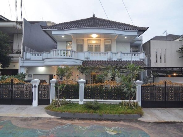 Rumah Kan Lokasi Strategis Dekat Citos