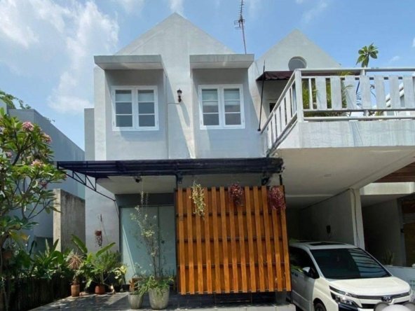 Townhouse Minimalis Modern SIAP HUNI