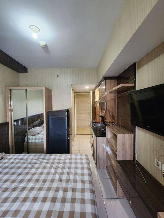 Dijual JUAL MURAH APARTEMEN THE SPRINGLAKE TIPE STUDIO DI MENARA DAVALIA FULL FURNISHED DENGAN VIEW LAKE DAN VIEW MAL SUMMARECON BEKASI