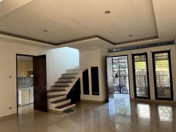Rumah 2 Lantai Bagus Murah Siap Huni Tanah Kusir, Jakarta Selatan 24 Rumah 2 Lantai Bagus Murah Siap Huni Tanah Kusir, Jakarta Selatan Rumah 2 Lantai Bagus Murah Siap Huni Tanah Kusir