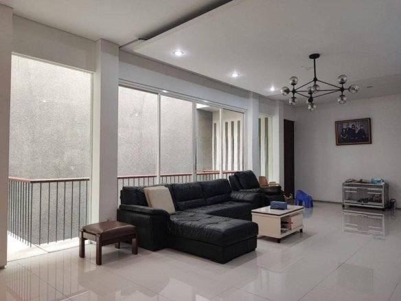 Dijual Cepat Rumah Minimalis Cantik Terang Villa Permata Gading Nego Sampai Deal 26 Dijual Cepat Rumah Minimalis Cantik Terang Villa Permata Gading Nego Sampai Deal Dijual Cepat Rumah Minimalis Cantik Terang Villa Permata Gading Nego Sampai Deal