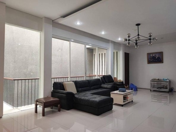 Dijual Cepat Rumah Minimalis Cantik Terang Villa Permata Gading Nego Sampai Deal