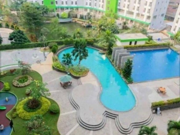 Green Lake View Apartemen