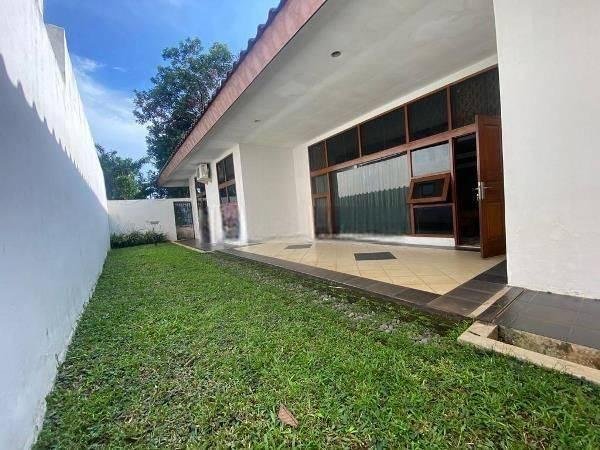 Rumah Cantik For Home Or Private Office 1 Lt Hijau 50 Mtr Ke W Buncit