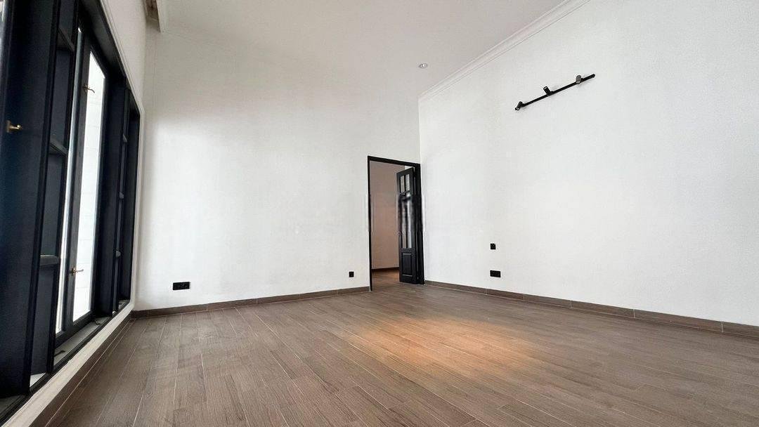 cocok untuk tempat tinggal dan cocok untuk rumah tinggal/ Kedubes