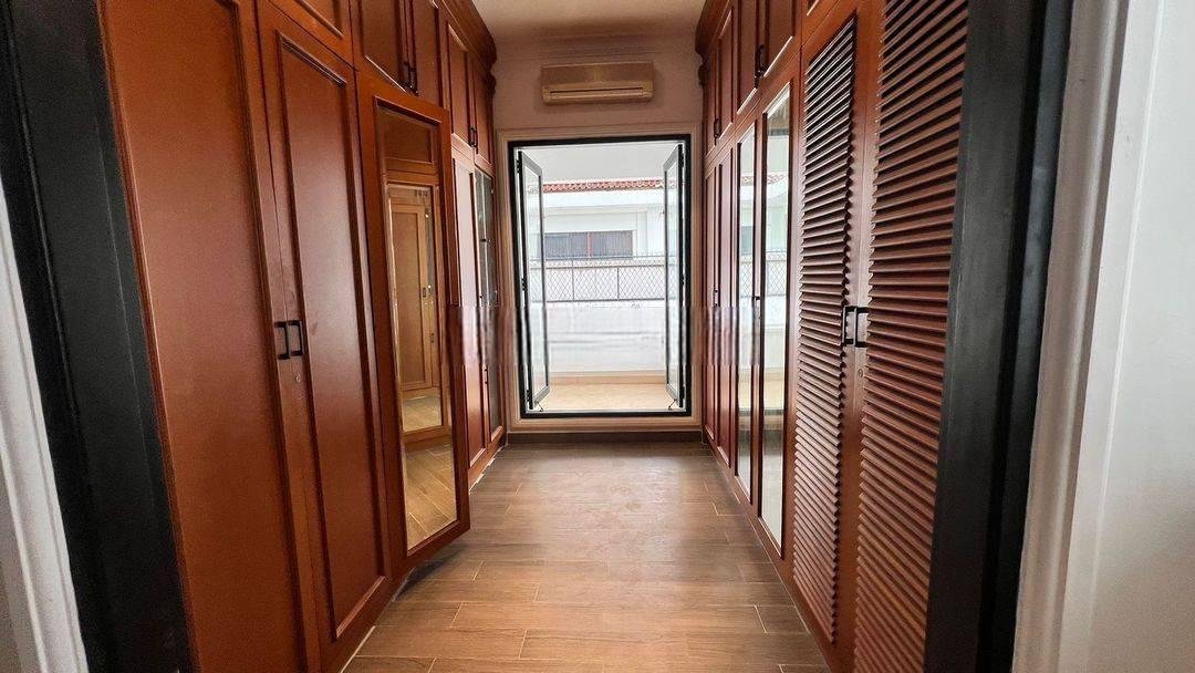 For Rent rumah di Permata Hijau