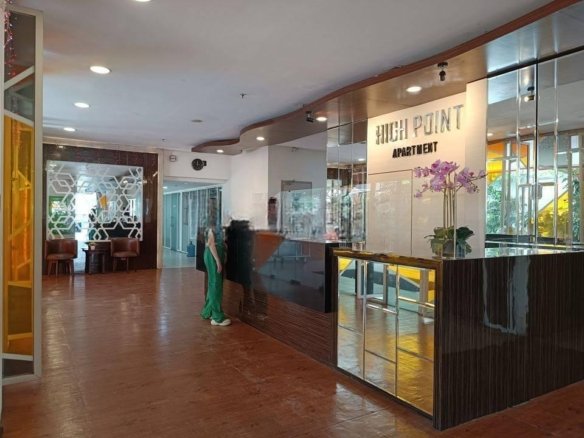 Dijual High Point Apartment, Furnished, Bagus, Harga di Bawah Njop 28 Dijual High Point Apartment, Furnished, Bagus, Harga di Bawah Njop Dijual High Point Apartment
