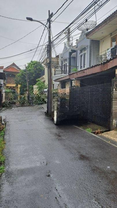 Rumah Tebet Hanya 650 meter pp st Tebet Jalan 2 Mobil Murah 3.4 M