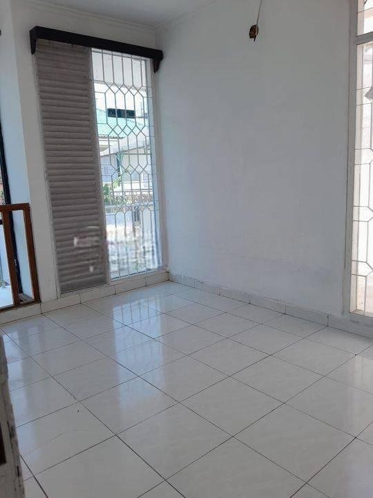 Disewakan rumah taman modern Pulo gebang Cakung Jakarta Timur