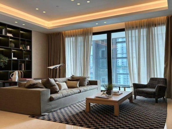 Dijual Apartemen Regent Residences Bagus Furnished