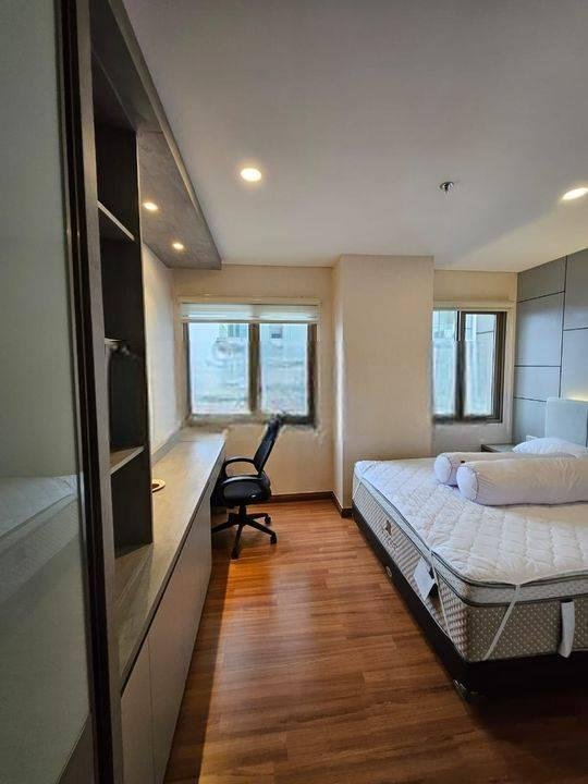 Apartemen Hegarmanah Residence Mewah Full Furnished 3br Siap Huni
