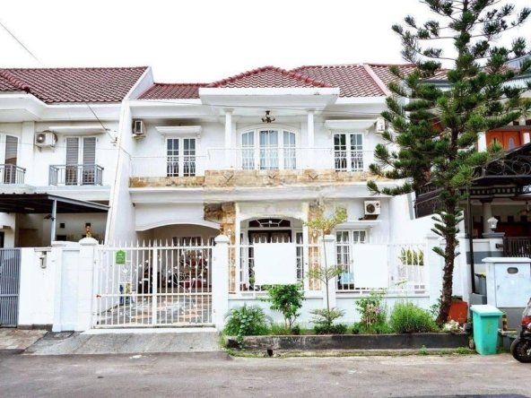 Hunian Mewah LT 200 Carport Luas 15 menit ke Mall Grand Cakung Bisa Nego J20656