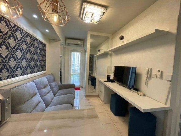 Dijual The Springlake Apartement By Summarecon Bekasi 2 BR Furnished